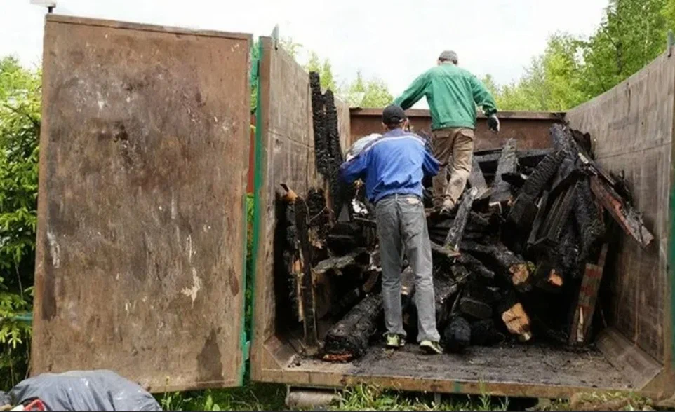 Вывоз мусора после пожара в Шахтах от ПроМусор — уборка, утилизация, цена от 2659 руб